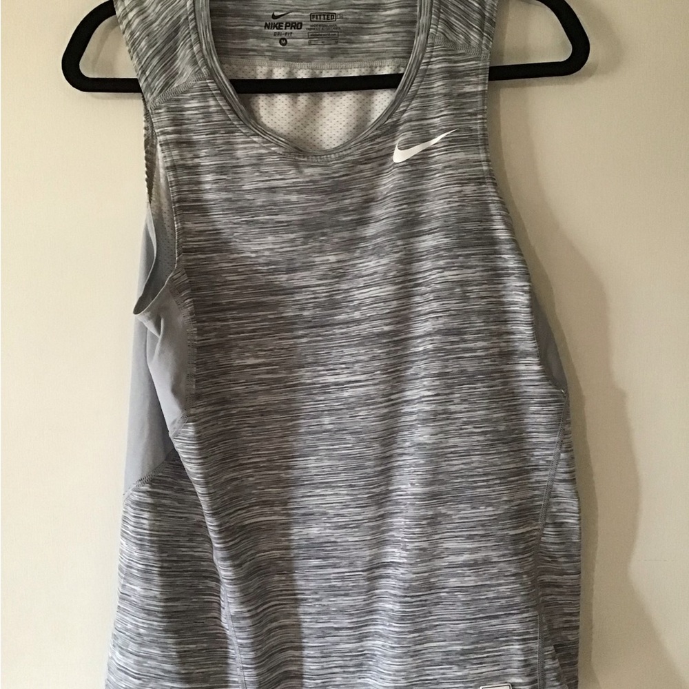 Nike Pro Men’s Medium Heathered Gray Tank Top